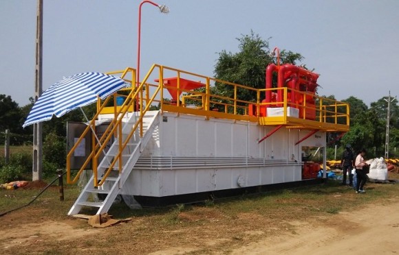 200GPM非開挖泥漿回收系統(印度項目) 200GPM非開挖泥漿回收系統(印度項目)